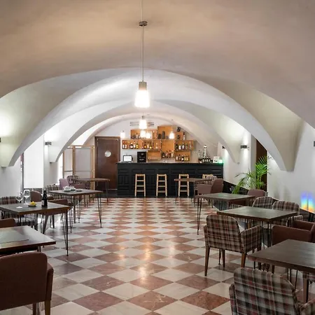 De Hotel 4*
